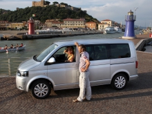 Фото Volkswagen Multivan 2.0 TSI MT №18